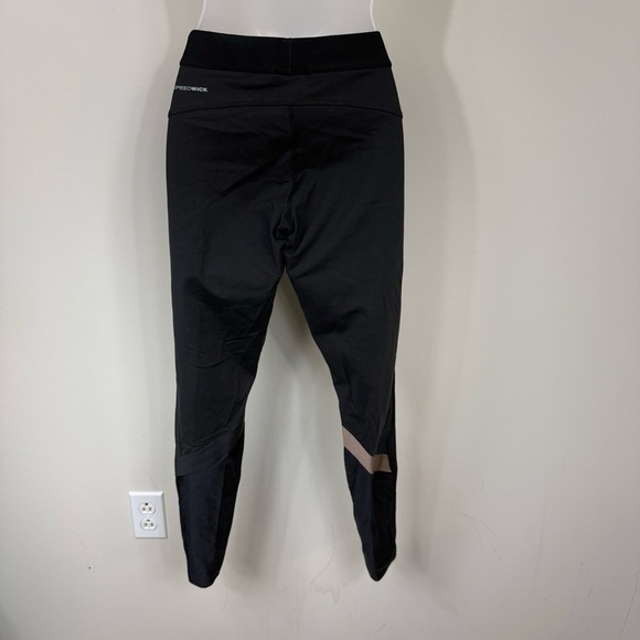 Reebok Black Athletic Leggings in Size Medium - Picture 4 of 6